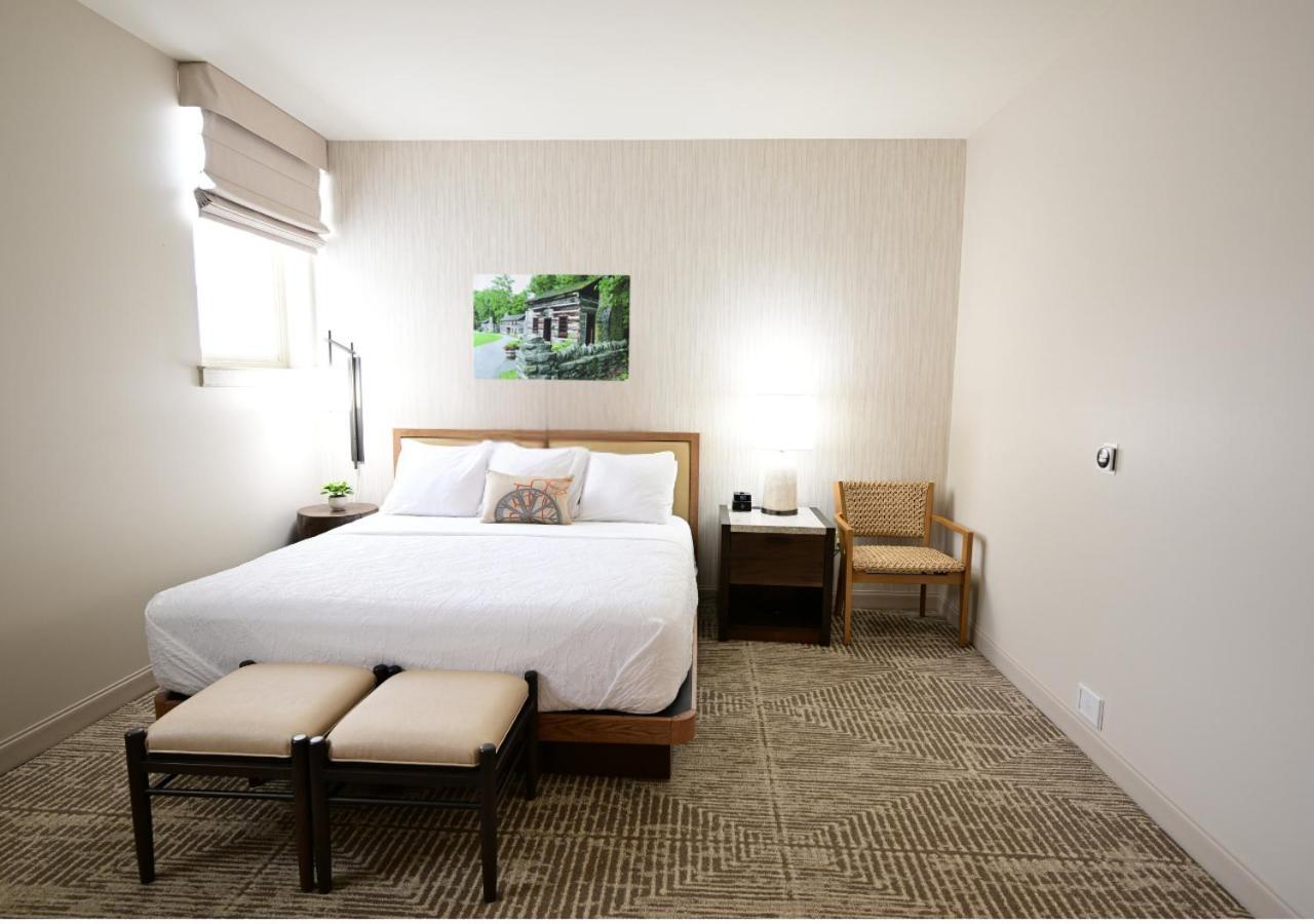 Spring Mill Inn Mitchell Εξωτερικό φωτογραφία